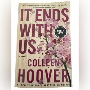 'It Ends With Us' Novel Colleen Hoover Paperback